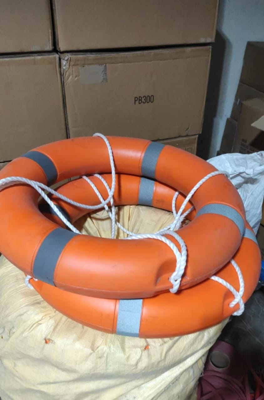 Life Buoy Ring Outer Material Hard Polyurethanerubber Floating Ring Bracelet Buckle Buoy Swimming Use Water Rescue Life Saving Rope Sports Equipment (Orange)